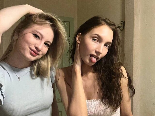 View AlbinaAndMeghan Naked Private