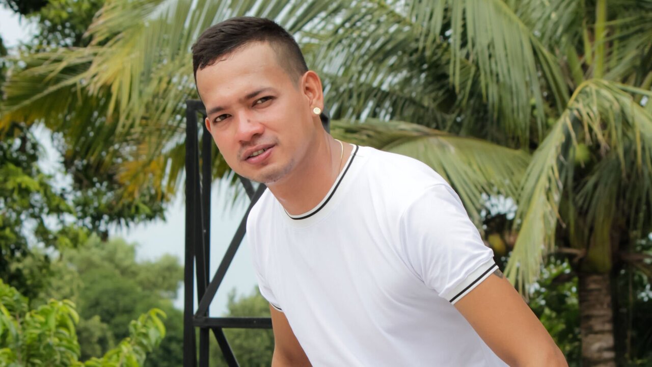 View AlexanderScottie Naked Private