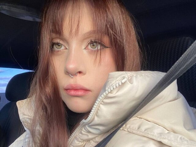 View AlisaYouns Naked Private