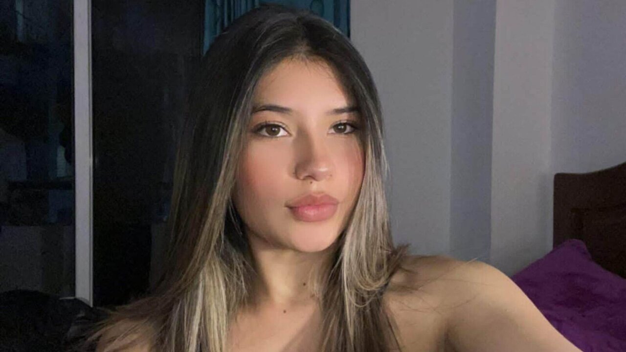 View AmberCarpentier Naked Private