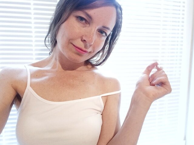 View AmiSous Naked Private