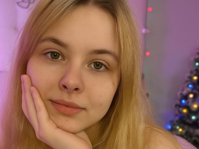 View AmiraVoss Naked Private