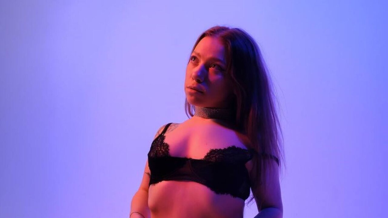 View AnabellaBraunie Naked Private