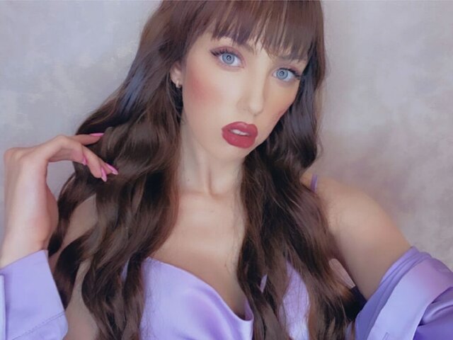 View AngelsDreame Naked Private