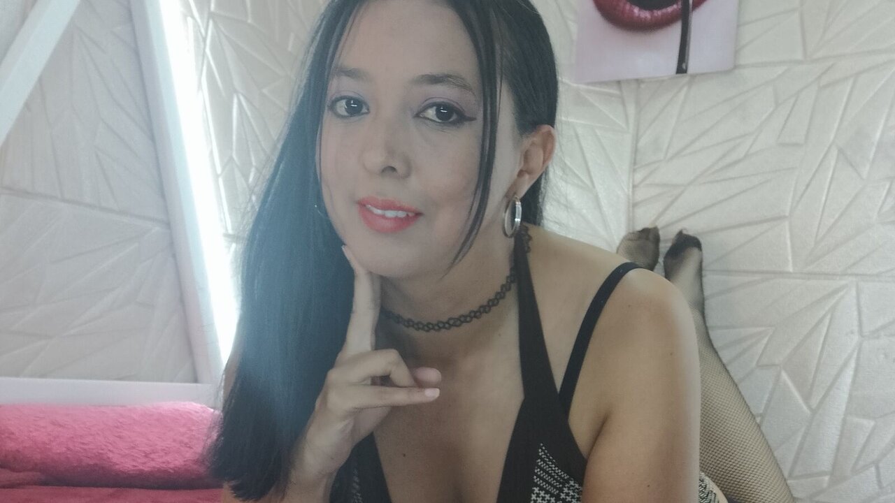 View AngelsMoon Naked Private