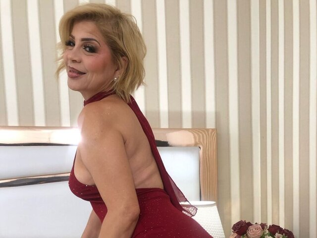 View AnjaliAzahara Naked Private