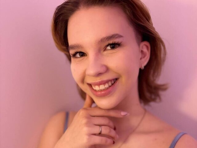 View AnnaElfie Naked Private