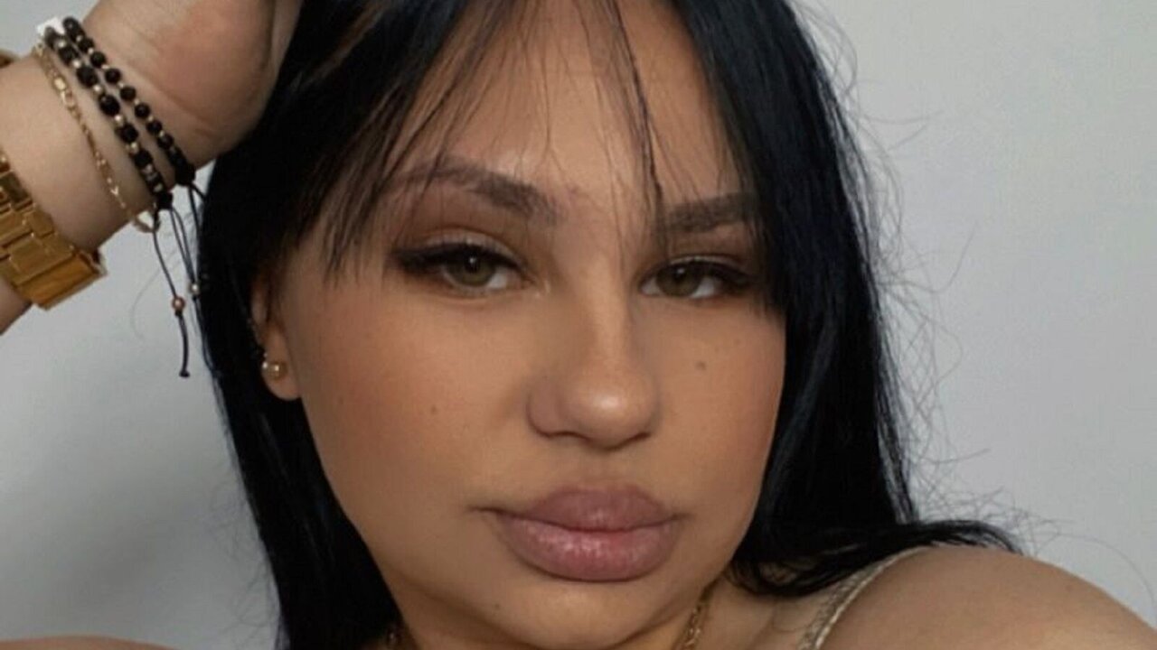 View BelleAngy Naked Private