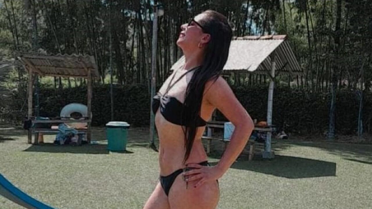 View BrendaGrace Naked Private