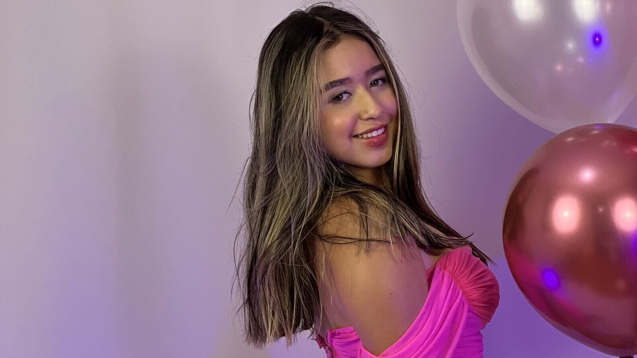 View CataleyaRoose Naked Private