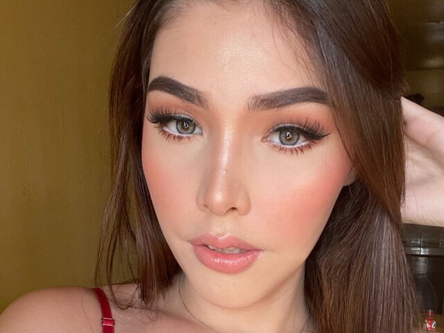 View CharlotteJuly Naked Private