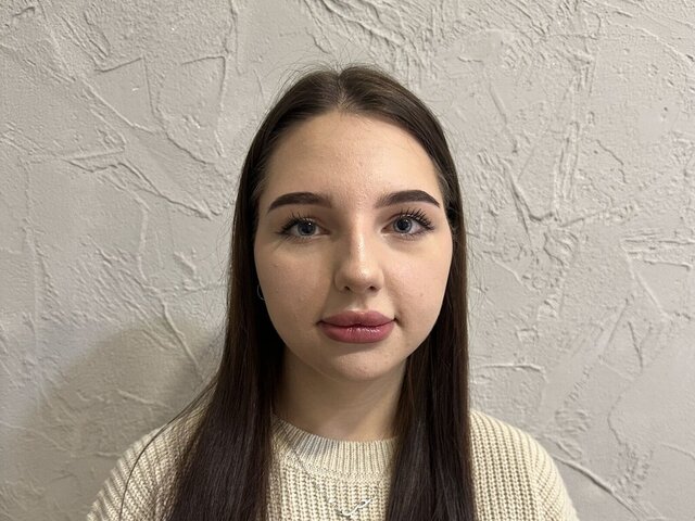 View DanielaCrystal Naked Private