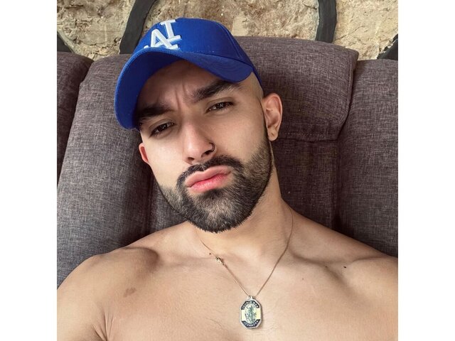 View DantheDiaz Naked Private