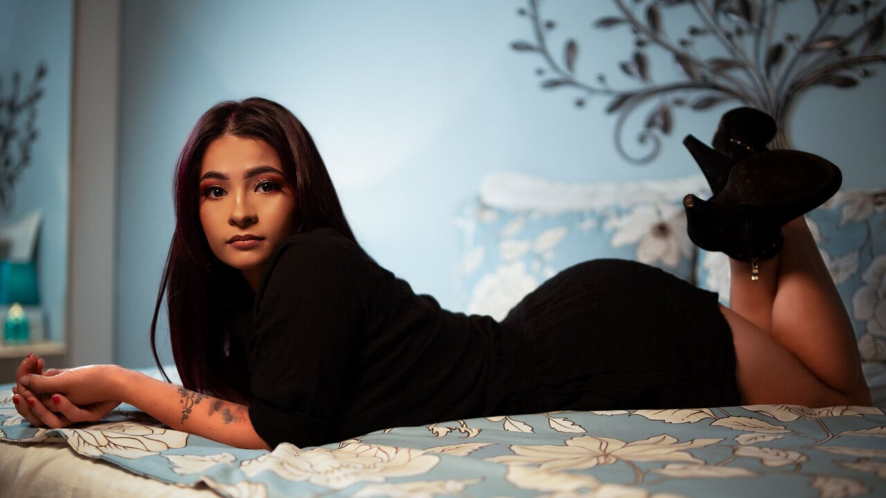 View DarcySpring Naked Private