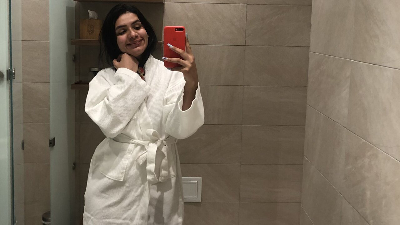 View DulciNea Naked Private