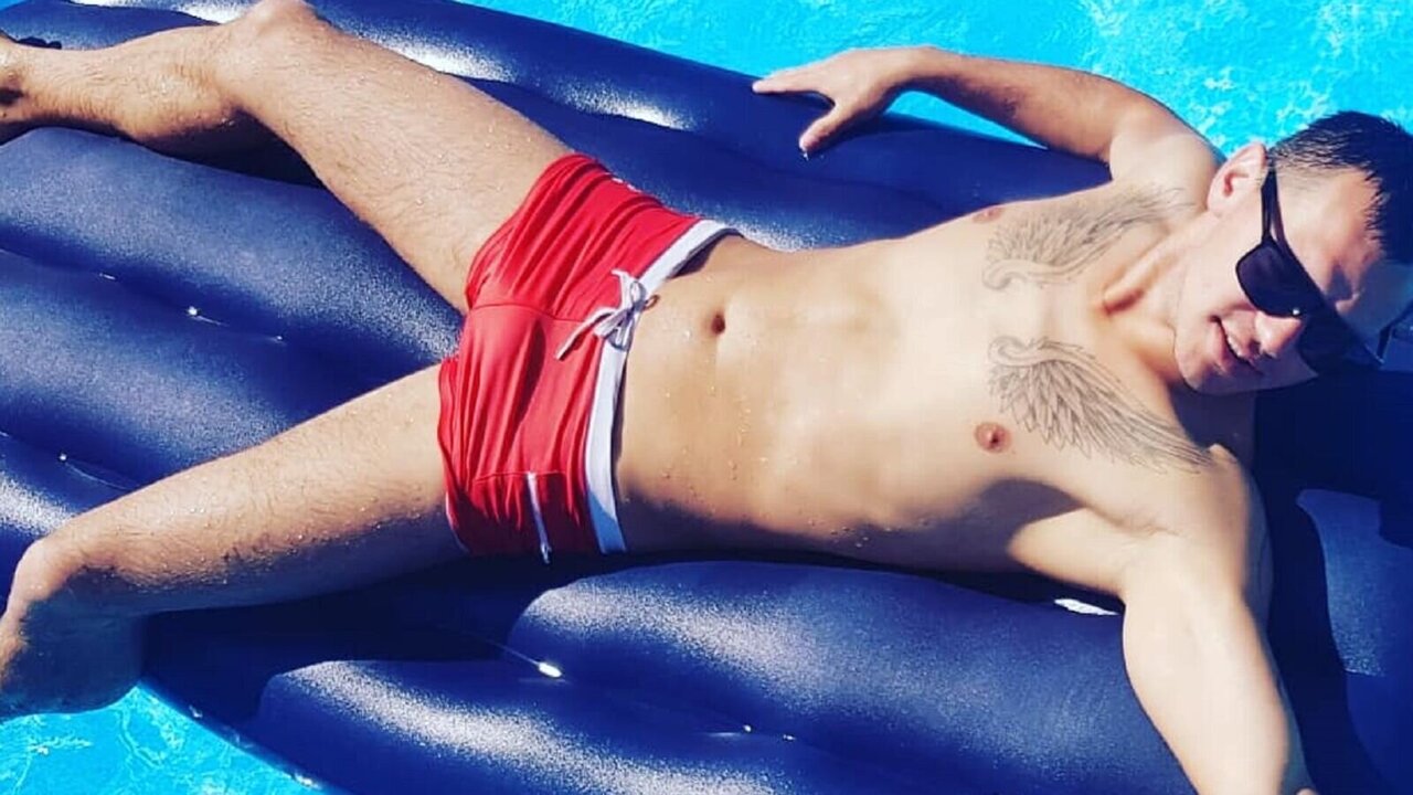 View EdgarTravis Naked Private