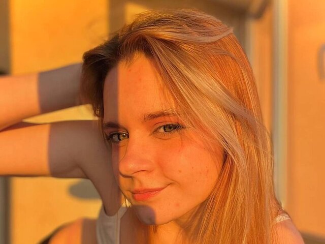 View EldaGleghorn Naked Private