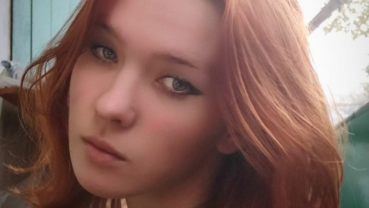 View EmiliaMyrk Naked Private