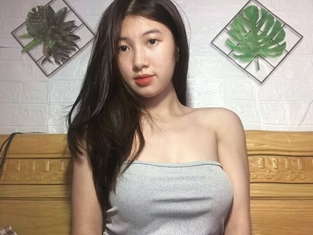 View EmilyVien Naked Private