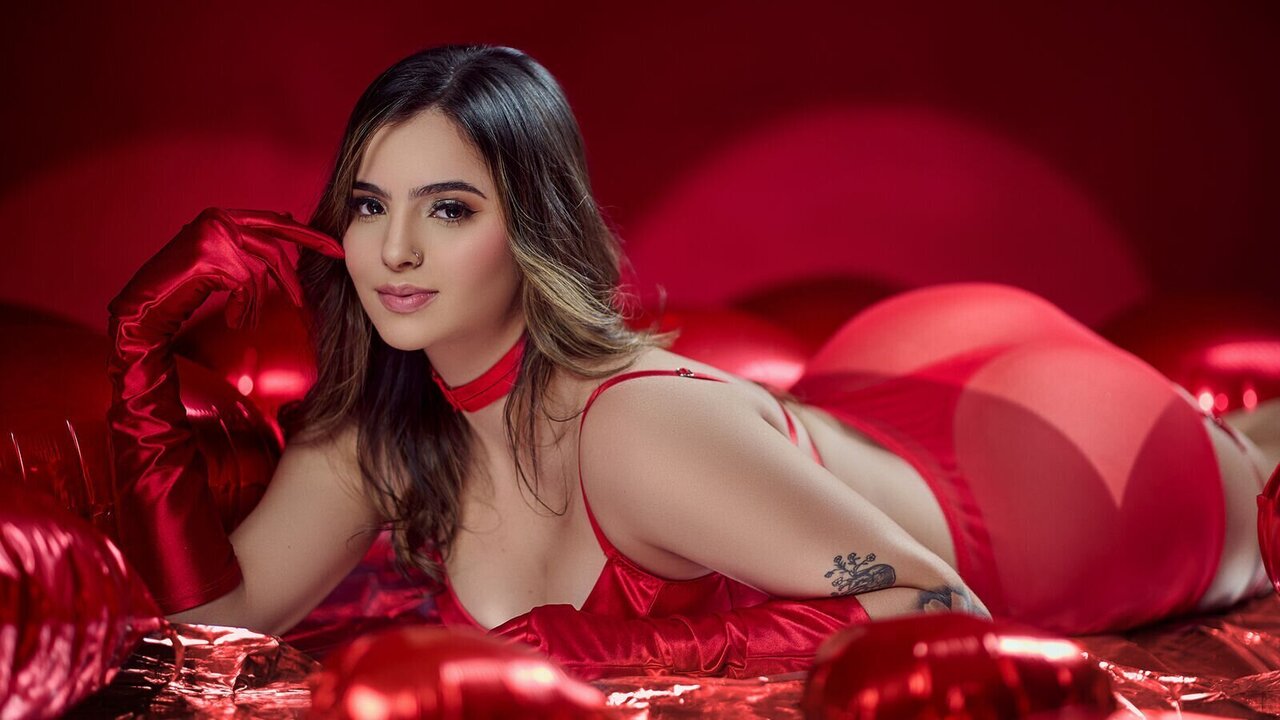 View EmmaFletcher Naked Private