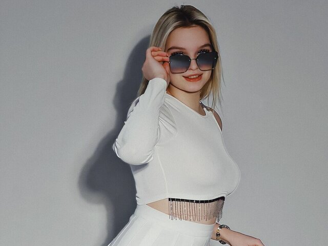 View EmmaSoon Naked Private