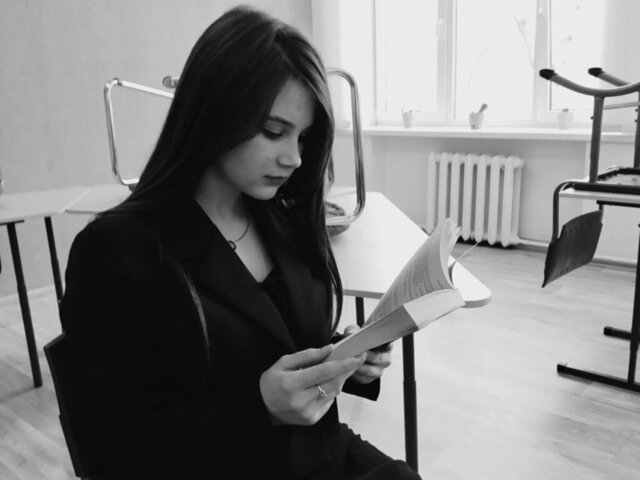 View EnricaElis Naked Private