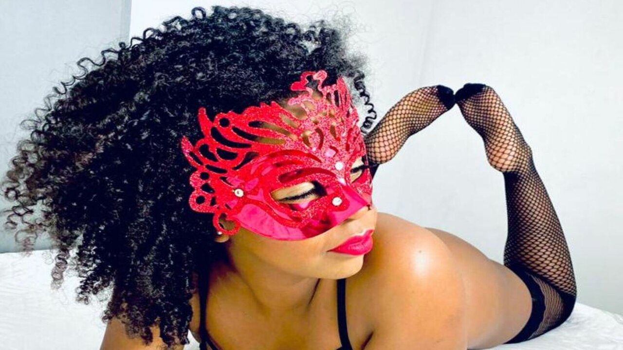 View EstrellaSmith Naked Private