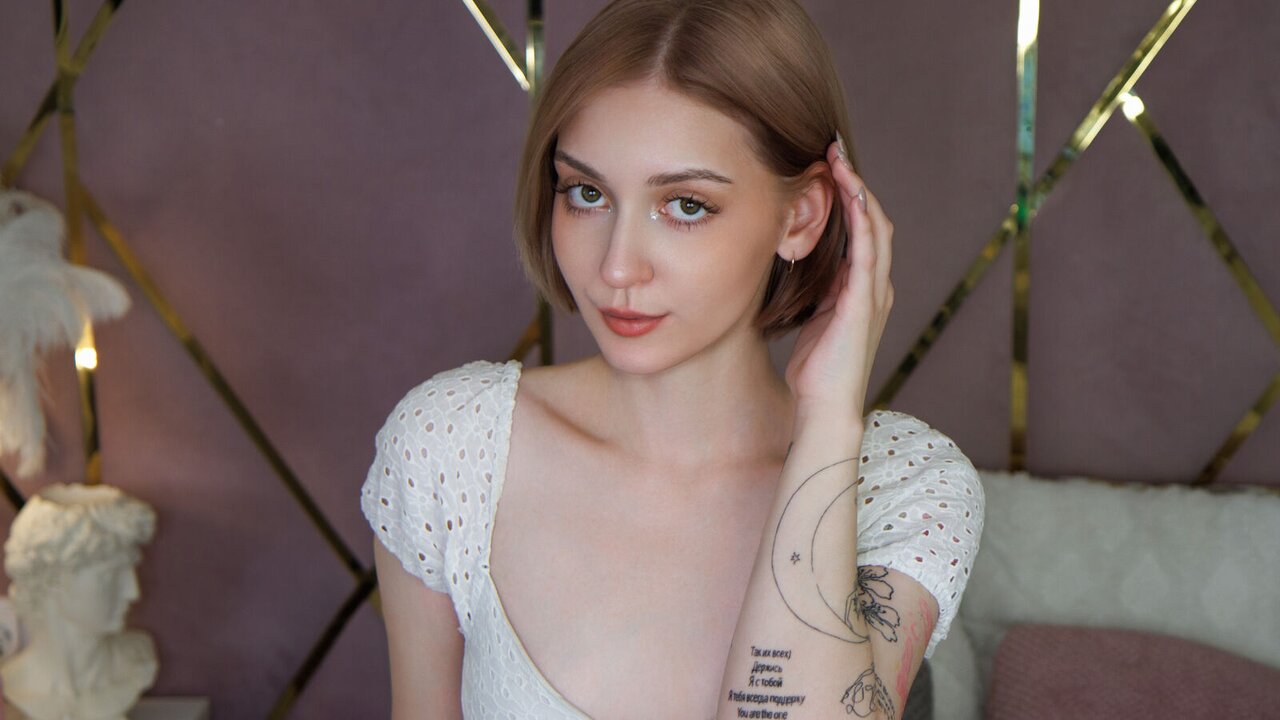 View EvaVienn Naked Private