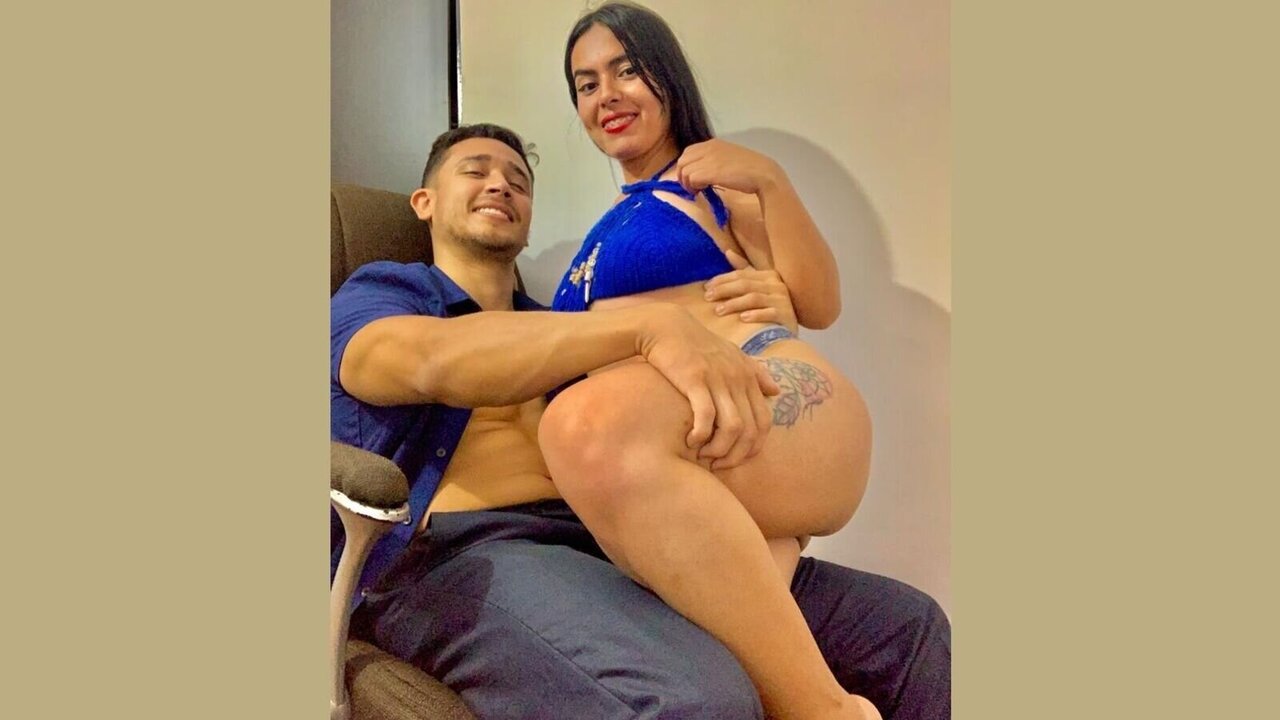 View FernandaPaul Naked Private