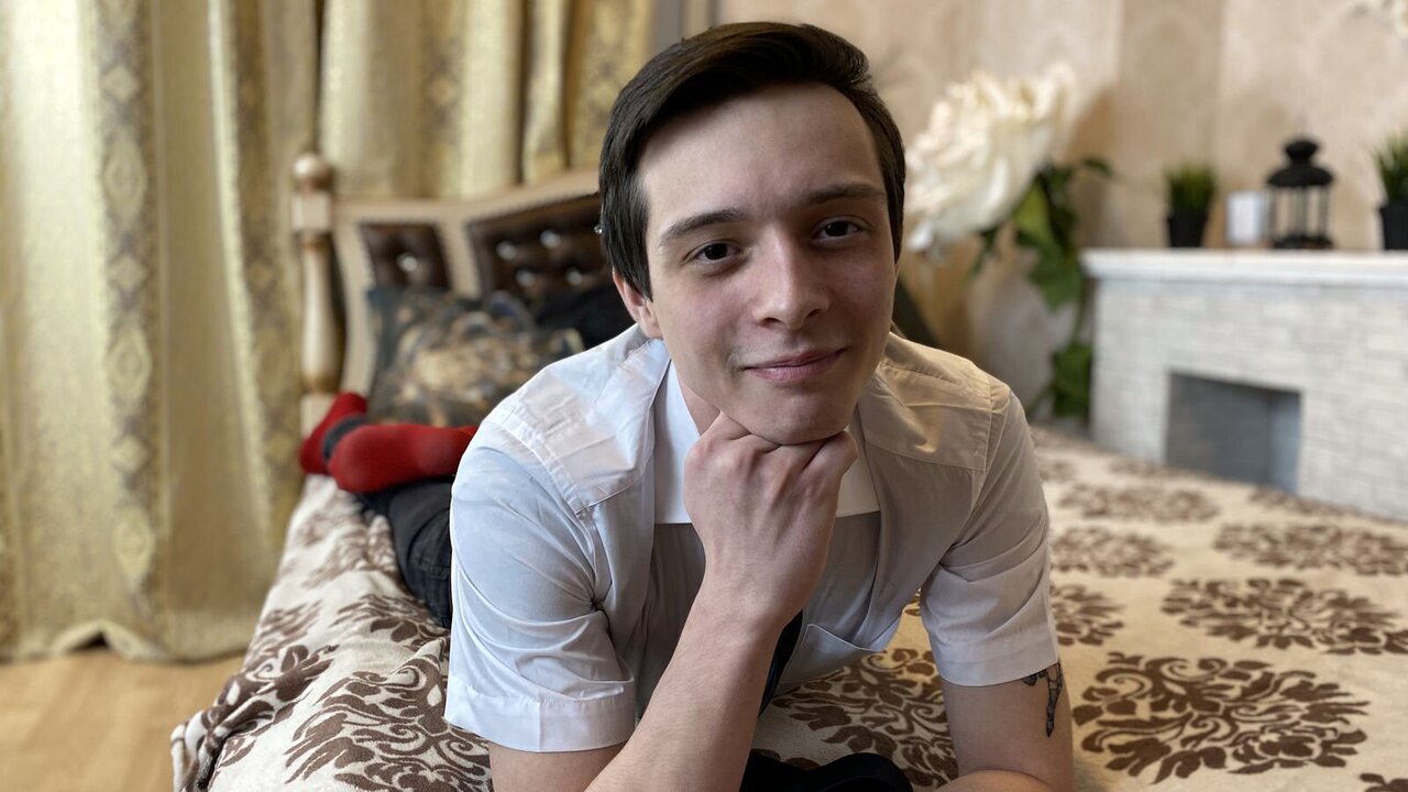 View FinisMiers Naked Private