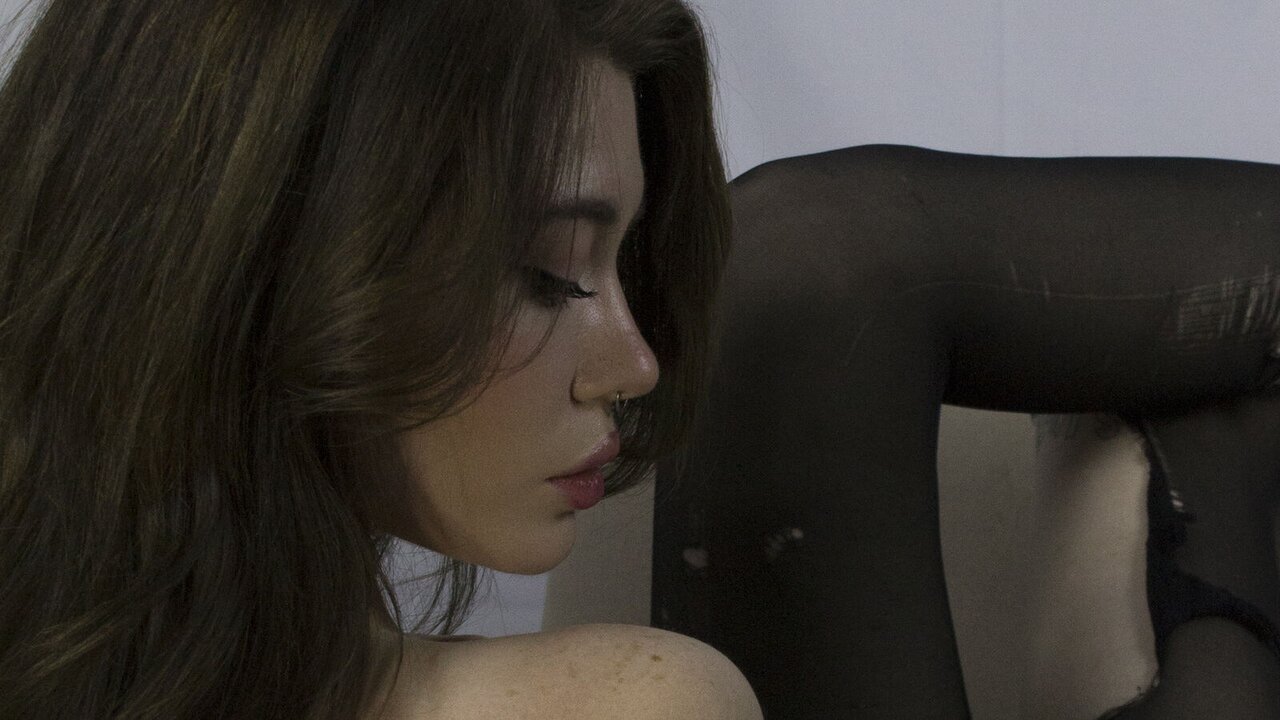 View GiaMills Naked Private