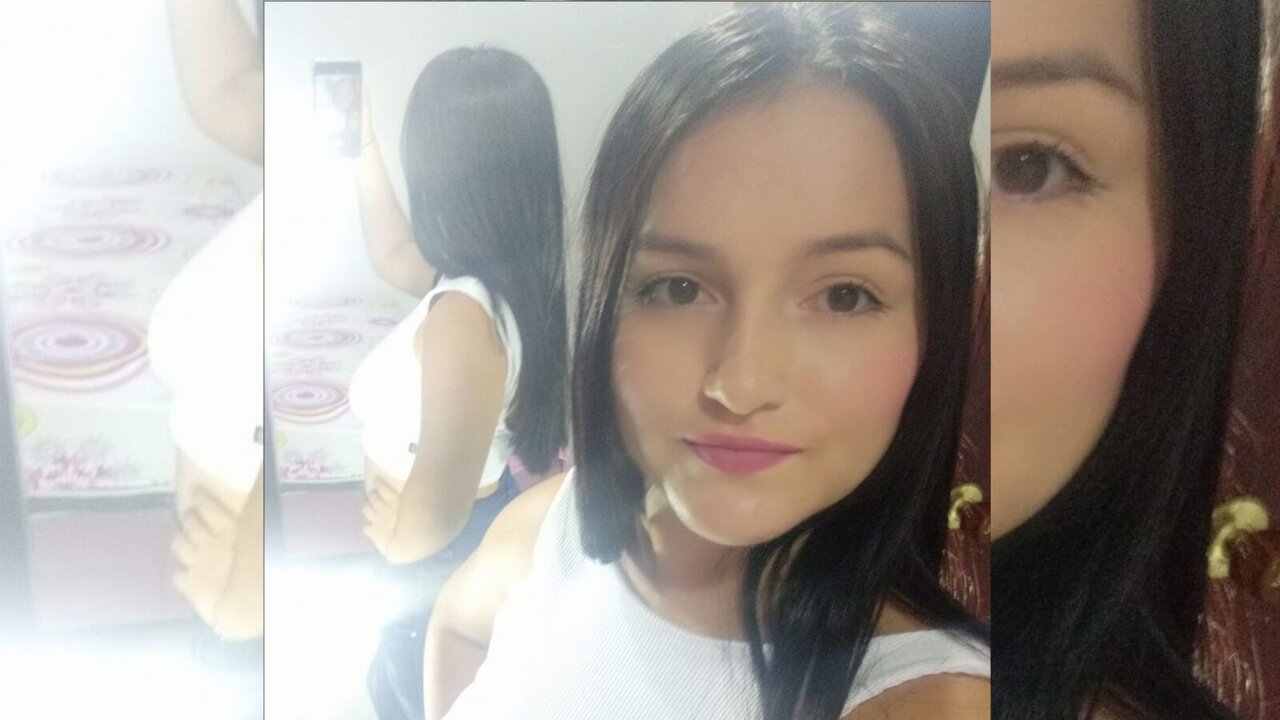 View HeilynSmint Naked Private