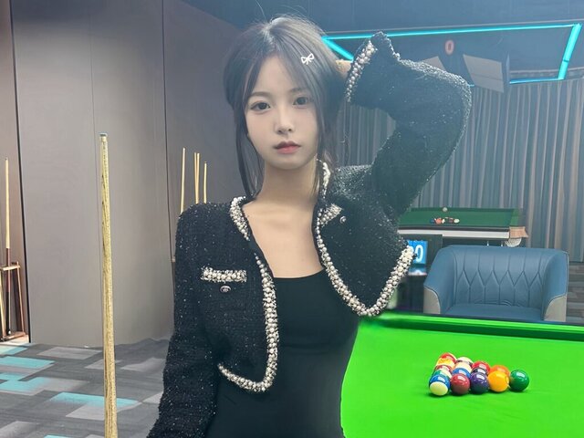 View InaDaphne Naked Private