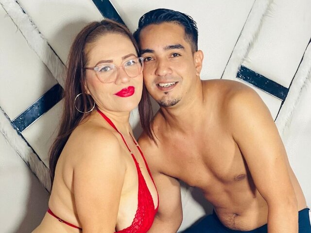 View JohanaAndMiller Naked Private