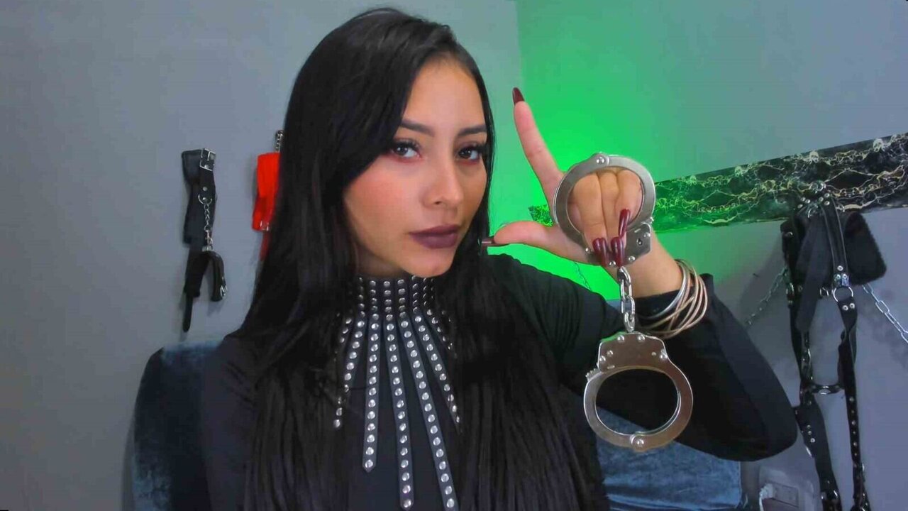 View KaramStone Naked Private