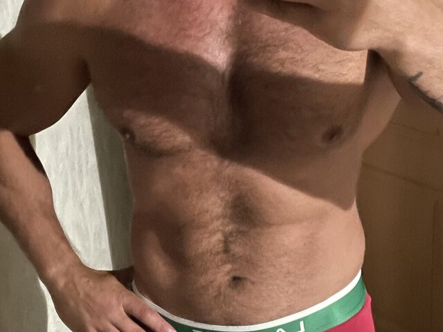 View KarlosRichi Naked Private