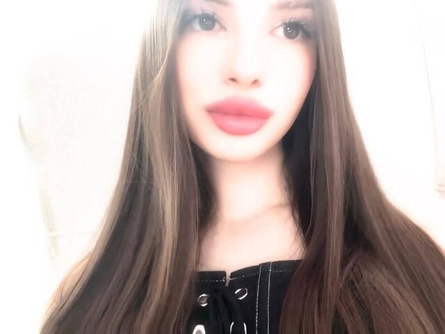 View KhloePaws Naked Private