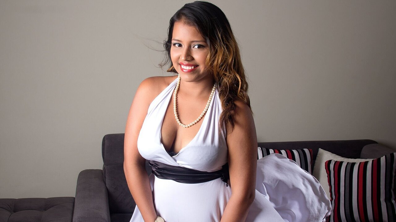 View KiraCiryus Naked Private