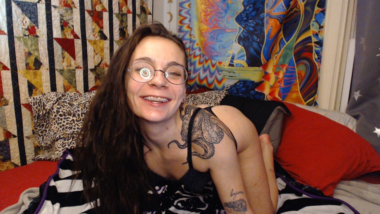 View KittiRaven Naked Private