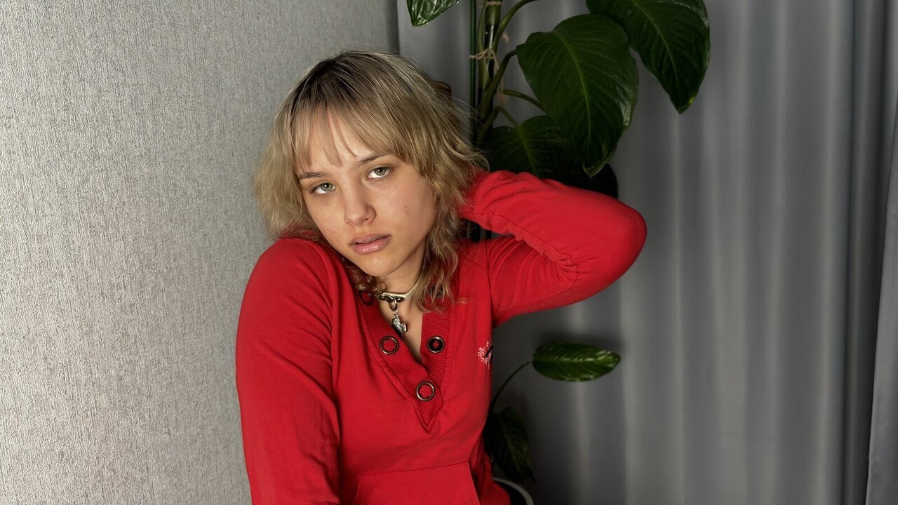 View KristiMeow Naked Private