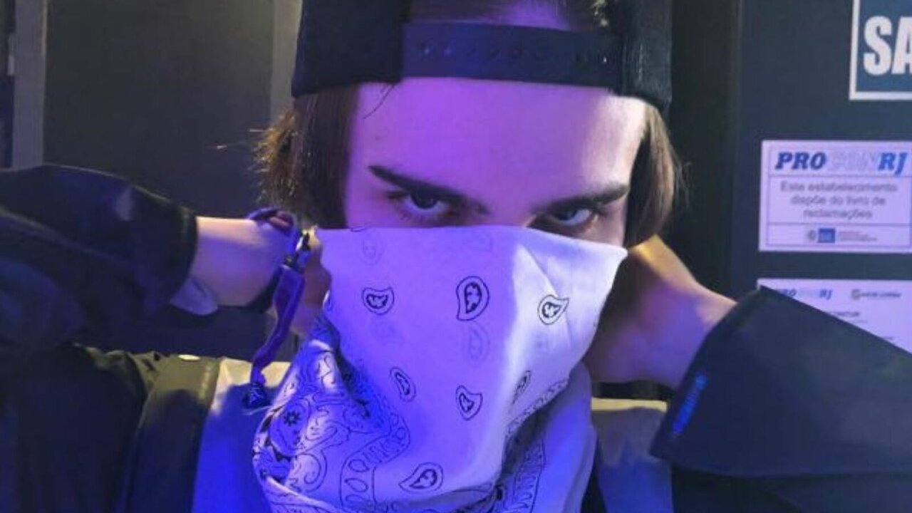 View KyleWinter Naked Private