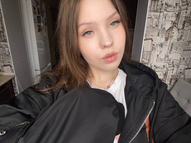 View LannieBlank Naked Private