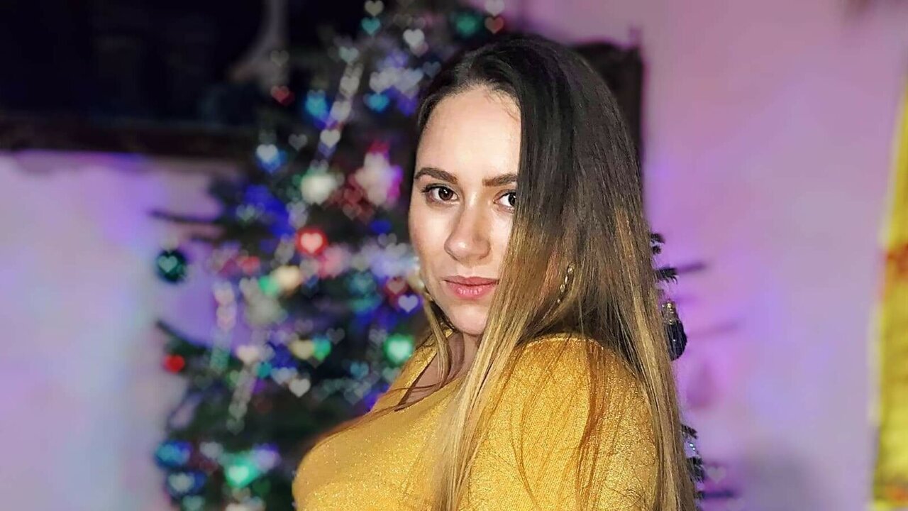 View LaraAnays Naked Private