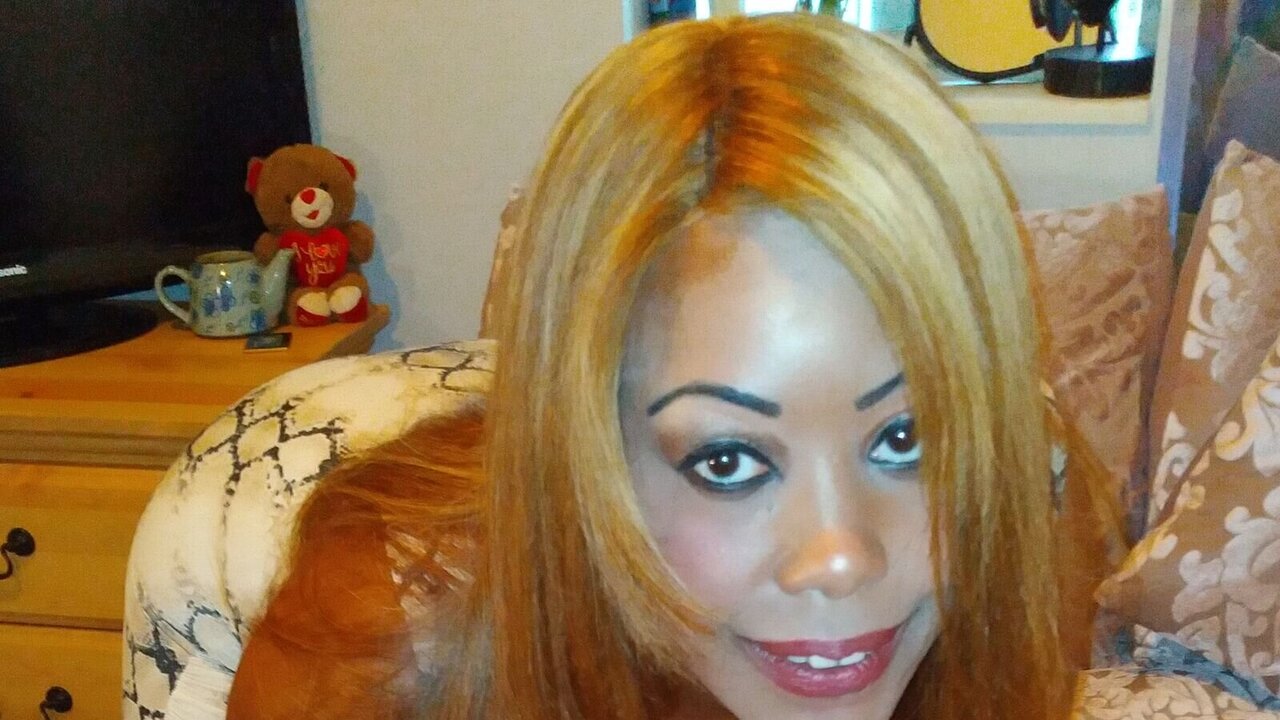 View LaylaShmidt Naked Private