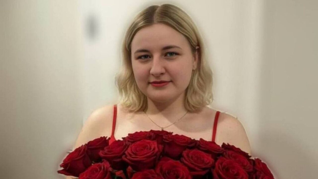 View LioraArdyn Naked Private