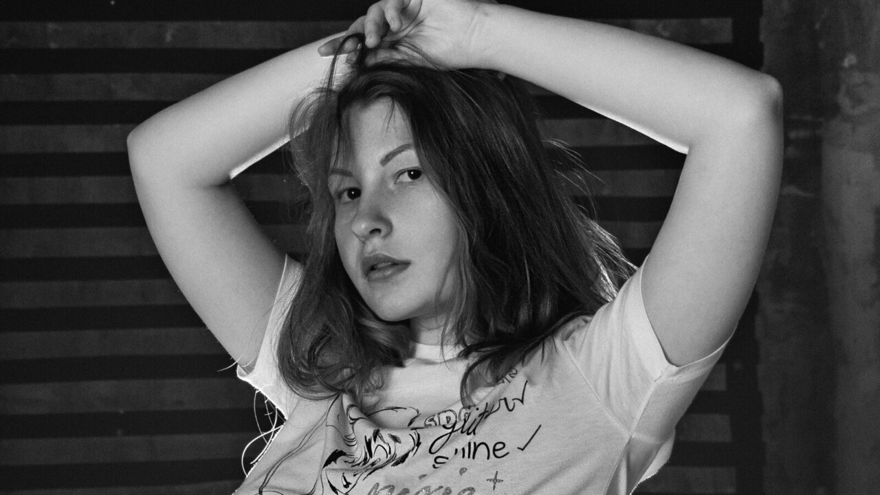 View LizaBene Naked Private