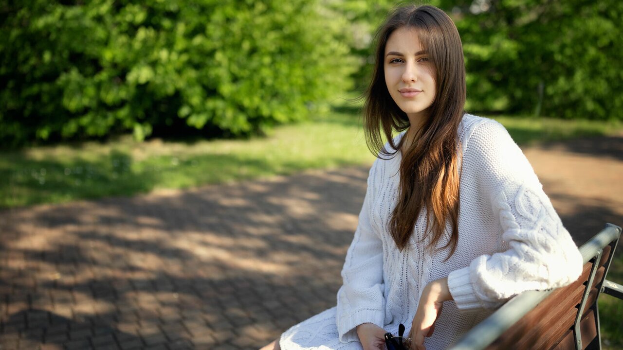 View LizaMelson Naked Private