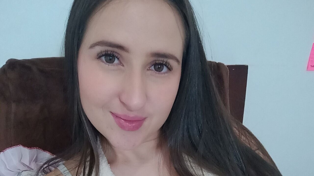 View LucianadeAngel Naked Private