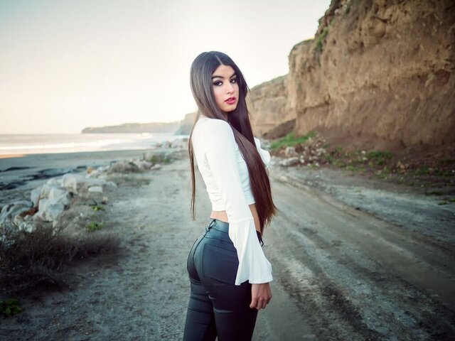 View MargoSapego Naked Private