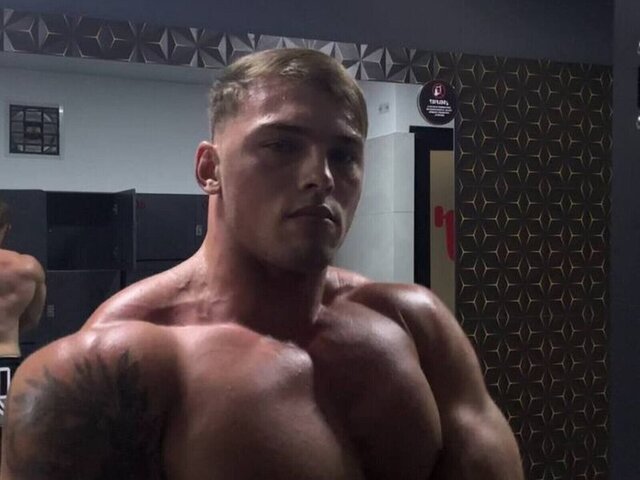 View MarkOlberg Naked Private